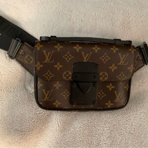 Louis Vuitton Monogram Canvas SLock Bumbag